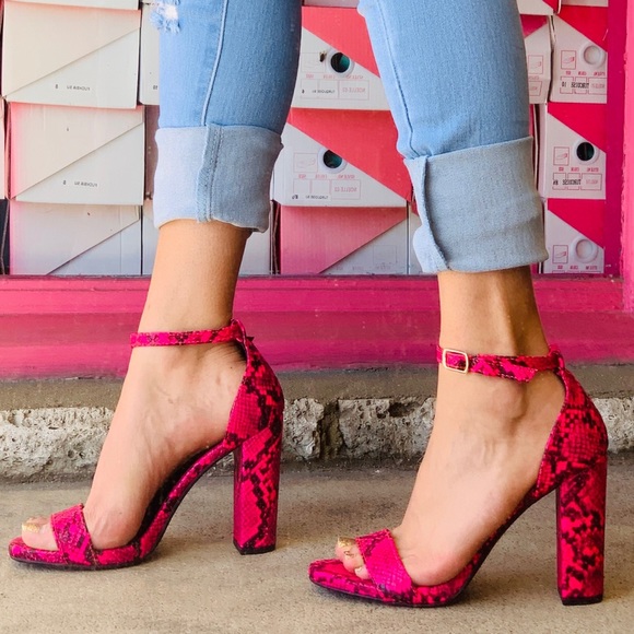 6 Delicious Neon Pink Animal Print Strappy Heels 6 - Picture 4 of 7